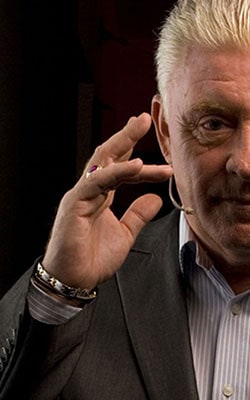 derek-acorah