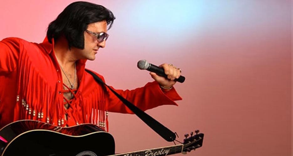 Ray Wood as Elvis
