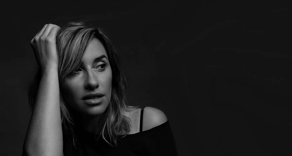 Melanie Blatt