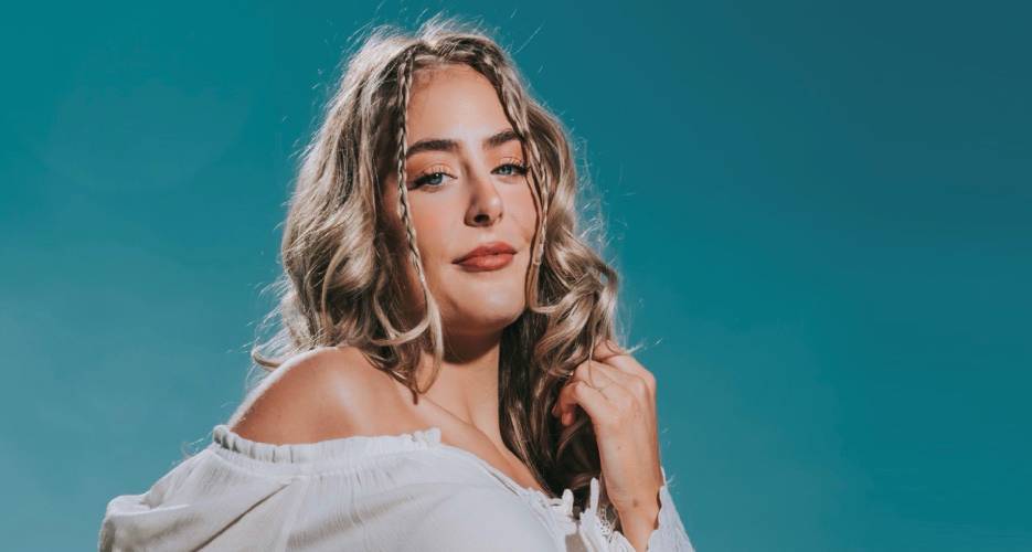 Olivia Deane | Booking Agent & Contact Details