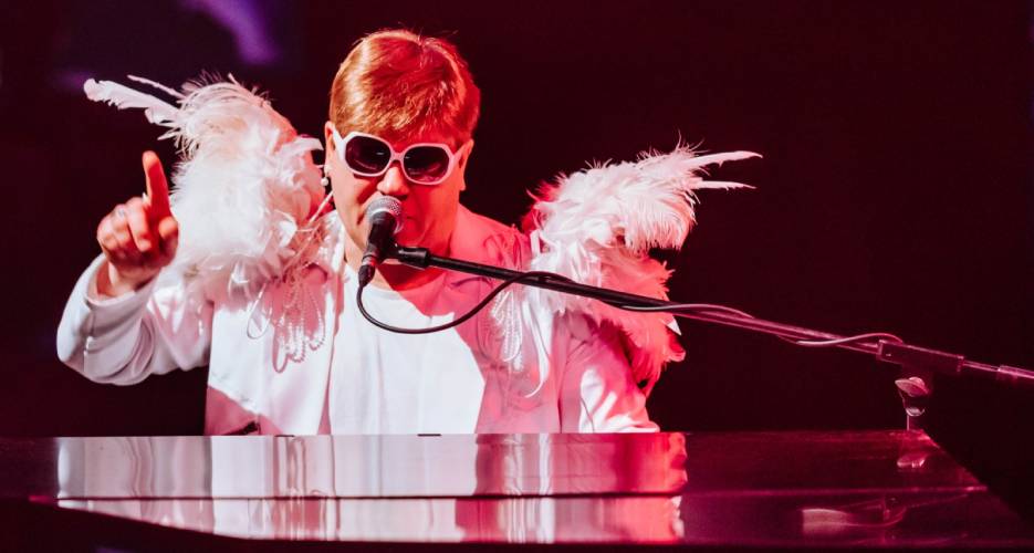 I'm Still Standing - The Elton John Story
