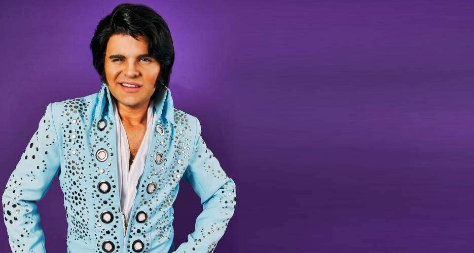 JD King's Elvis The Legend