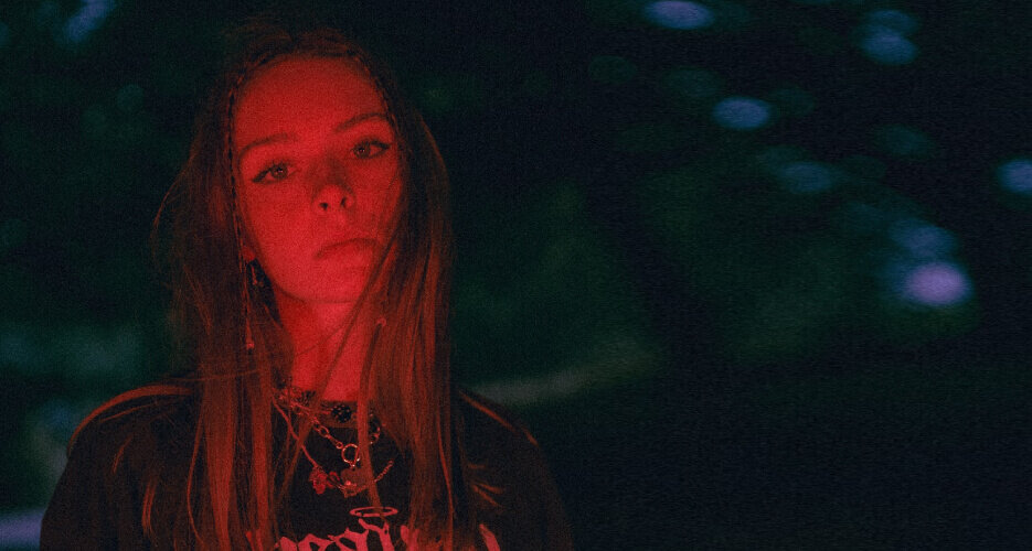 Holly Humberstone official act profile picture