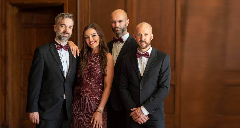 Mimi Rose &amp; The Mulberry Earls official profile picture