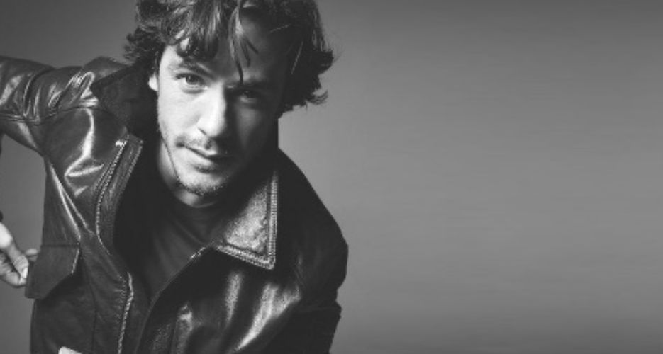 Jack Savoretti Official Artist Image