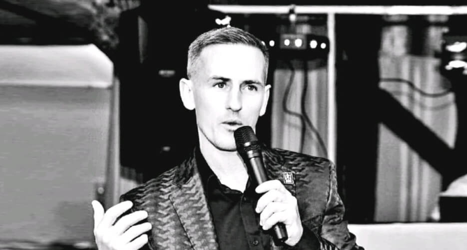 Dylan Lovegrave Love Hypnotist official act image