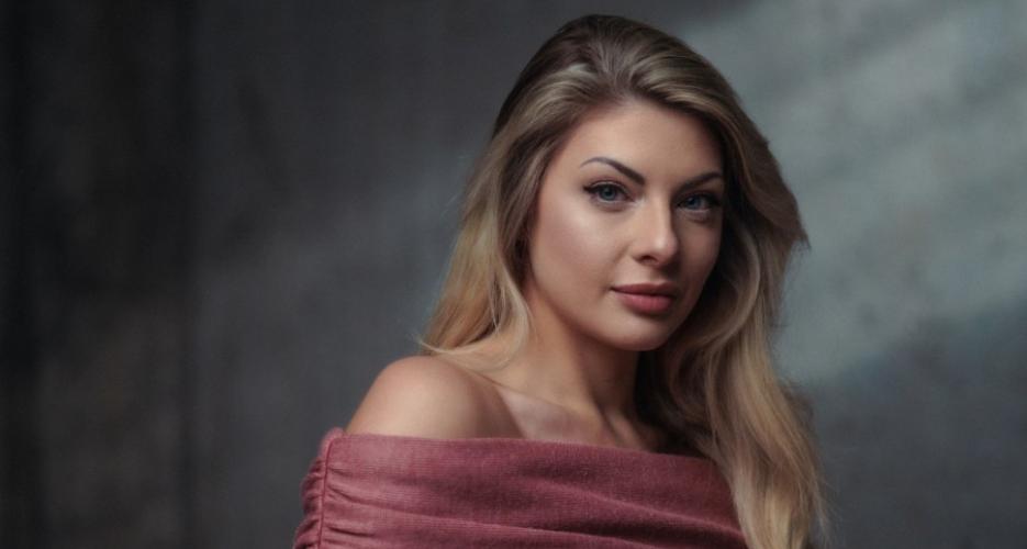 Lucy Kay Official Artist Image