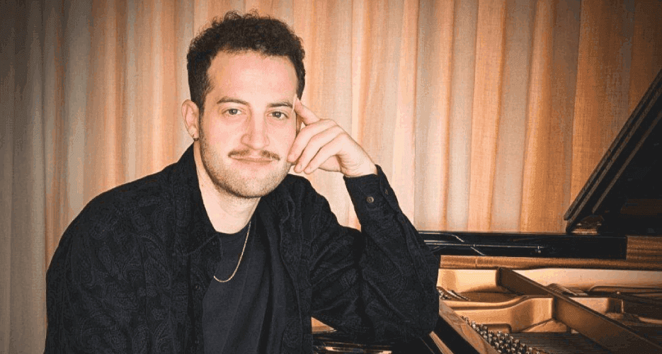 Felix Mendel Official Act Profile Picture