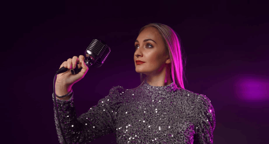 Beth Brookes Official Speaker Profile Picture 