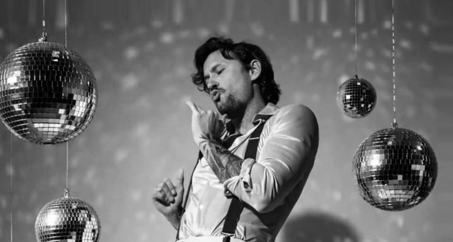 Harry Styles Tribute Show with Sean Mac