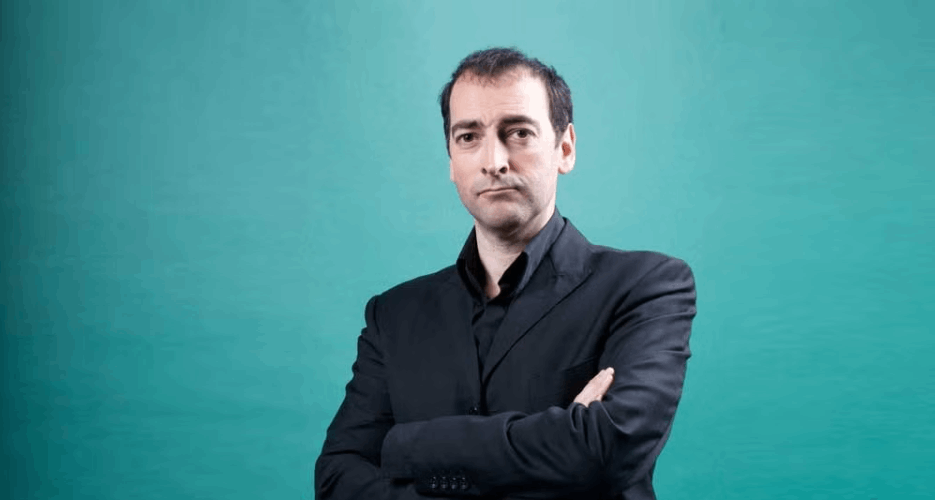 Alistair McGowan