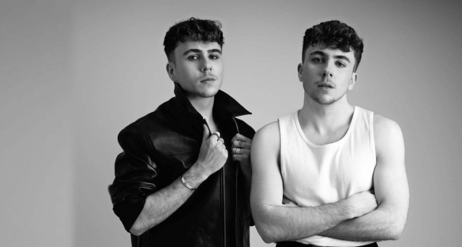 Billy &amp; Louie Official Act Profile Picture