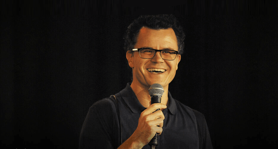 Dominic Holland 