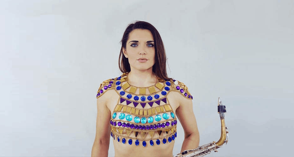 Ellie Sax