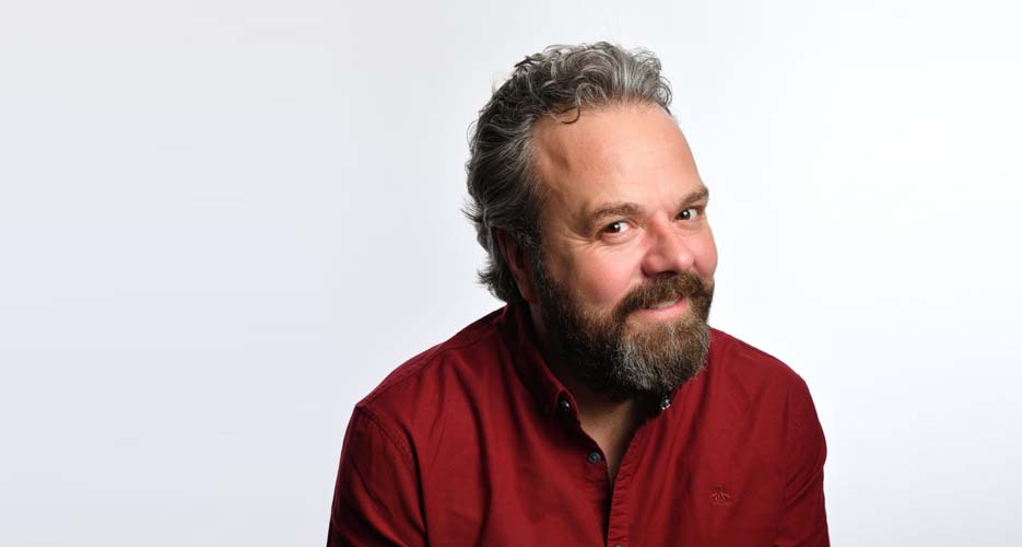 Hal Cruttenden Official Act Image