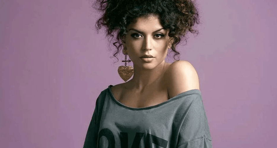 Karen Harding 