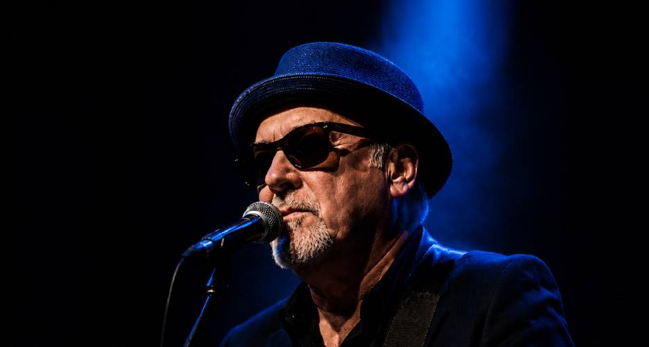 paul and the mechanics