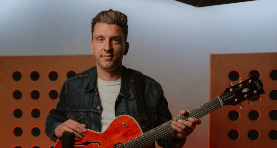 Geoff Ezra Official Act Profile Picture