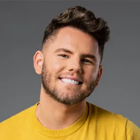 Dean McCullough Official Act Image