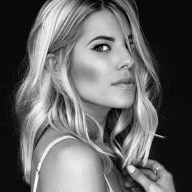Mollie King