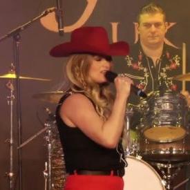 Lainey Wilson UK Tribute Official Profile Picture