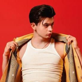 Elliot James Reay Official Speaker Profile Picture