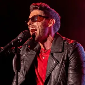 Maroon Live Official Speaker Profile Image