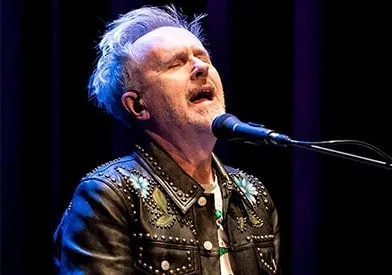 Book Howard Jones