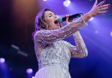 Laura Wright 