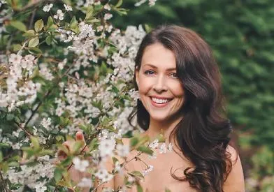 Ellen Williams Official Profile Picture