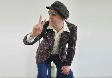 John Lennon Thumb
