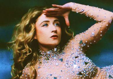 Janet Devlin official singer profile image