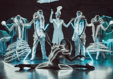 White Show Official Act Profile Picture