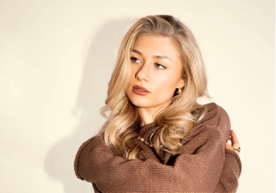 Lily Knott Official Act Profile Picture