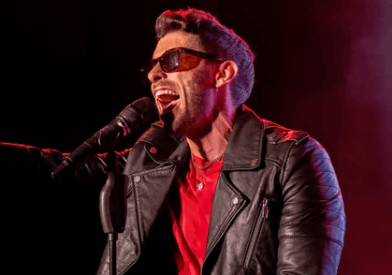 Maroon Live Official Speaker Profile Image