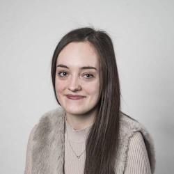 Lauren Perkins Headshot